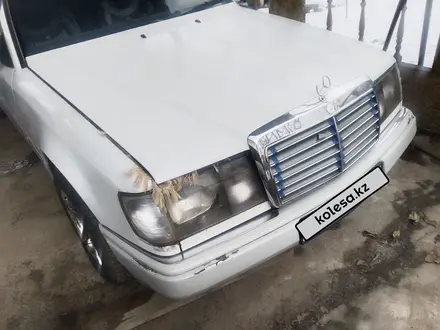 Mercedes-Benz E 230 1992 года за 1 600 000 тг. в Алматы – фото 3