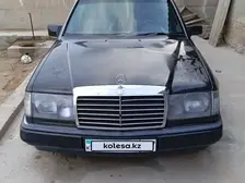 Mercedes-Benz E-Class, 1992