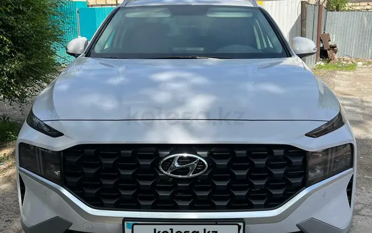 Hyundai Santa Fe 2022 года за 16 000 000 тг. в Уральск
