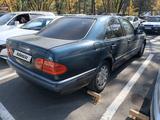 Mercedes-Benz E 320 1997 года за 2 500 000 тг. в Алматы – фото 4