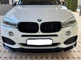 Губа переднего бампера сплитер BMW БМВ в кузове F15 за 40 000 тг. в Алматы – фото 3