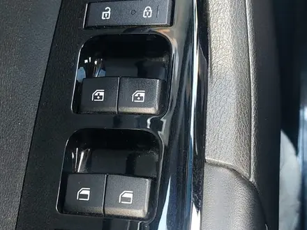 Kia Sportage 2025 года за 13 300 000 тг. в Актобе – фото 15