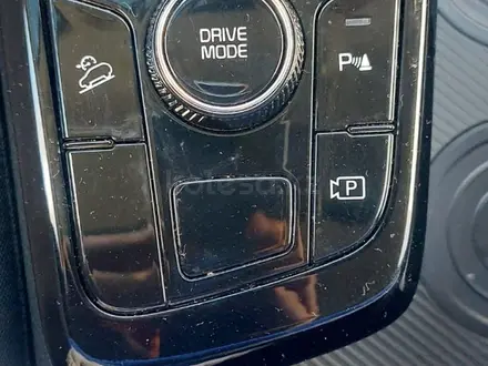 Kia Sportage 2025 года за 13 300 000 тг. в Актобе – фото 17