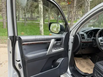 Toyota Land Cruiser 2012 года за 24 550 000 тг. в Алматы – фото 20