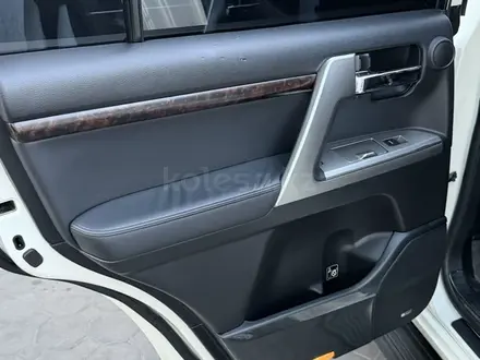 Toyota Land Cruiser 2013 года за 24 800 000 тг. в Алматы – фото 15