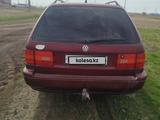 Volkswagen Passat 1994 года за 1 600 000 тг. в Уральск – фото 2