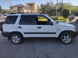 Honda CR-V 1997 года за 2 900 000 тг. в Семей – фото 2