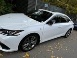 Lexus ES 350 2020 года за 23 200 000 тг. в Алматы – фото 3