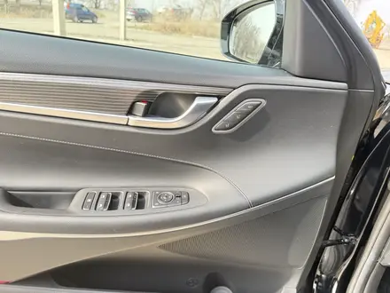 Hyundai Grandeur 2017 года за 11 500 000 тг. в Алматы – фото 7