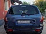 Hyundai Santa Fe 2002 года за 3 000 000 тг. в Туркестан – фото 2