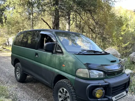 Mitsubishi Delica 1997 года за 2 600 000 тг. в Алматы