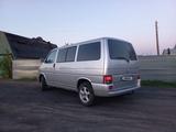 Volkswagen Multivan 2002 годаүшін6 700 000 тг. в Караганда