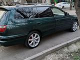 Toyota Carina E 1997 года за 3 000 000 тг. в Алматы