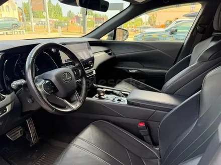 Lexus RX 350 2022 года за 32 129 000 тг. в Актобе – фото 11