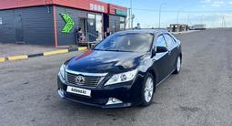 Toyota Camry 2013 года за 9 200 000 тг. в Павлодар