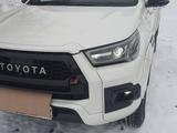 Toyota Hilux 2022 года за 27 000 000 тг. в Алматы – фото 4