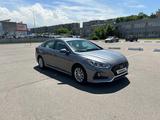 Hyundai Sonata 2019 года за 9 900 000 тг. в Тараз