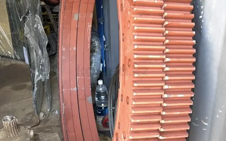 Круг поворотный на Автокран 25 тонн Ивановец Клинцы Галичанин в Атырау