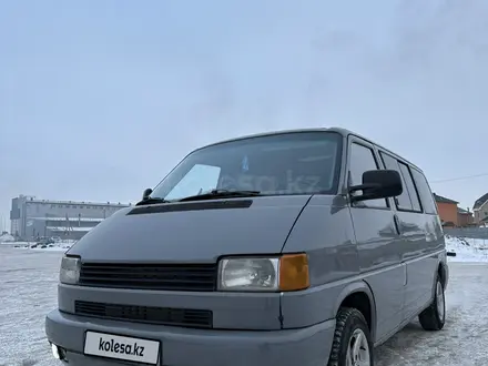 Volkswagen Multivan 1993 года за 3 050 000 тг. в Караганда