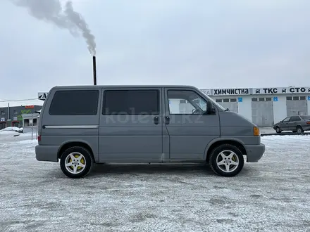 Volkswagen Multivan 1993 года за 3 050 000 тг. в Караганда – фото 7