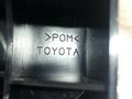 Крепление бампера под фонарь на Toyota LC 200 оригинал за 19 000 тг. в Алматы – фото 4