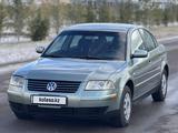 Volkswagen Passat 2003 годаfor3 000 000 тг. в Астана – фото 2