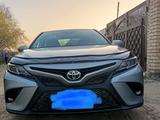 Toyota Camry 2019 года за 12 000 000 тг. в Актобе – фото 4