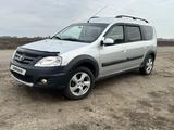 ВАЗ (Lada) Largus Cross 2020 годаүшін5 800 000 тг. в Петропавловск