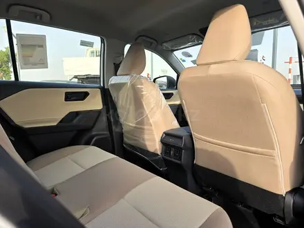 Toyota RAV4 Prestige 2026 года за 22 800 000 тг. в Семей – фото 24