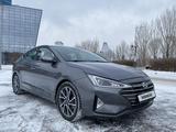 Hyundai Elantra 2019 года за 9 300 000 тг. в Астана