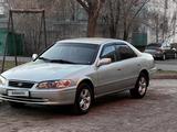 Toyota Camry 2000 года за 2 800 000 тг. в Экибастуз – фото 2