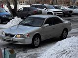 Toyota Camry 2000 года за 2 800 000 тг. в Экибастуз – фото 3
