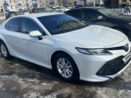 Toyota Camry 2020 года за 14 500 000 тг. в Уральск