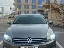 Volkswagen Passat, 2012