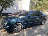 Mercedes-Benz E 280 1999 года за 3 800 000 тг. в Тараз – фото 2