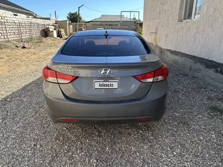 Hyundai Elantra 2012 года за 4 000 000 тг. в Актау – фото 2