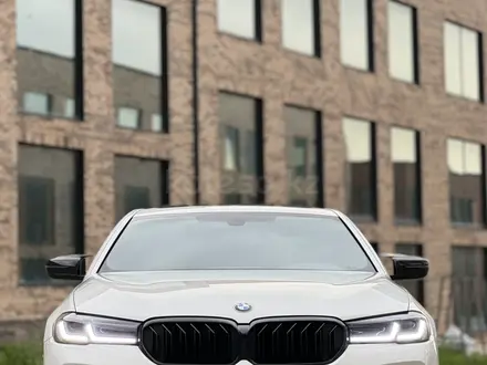 BMW 540 2018 года за 22 000 000 тг. в Шымкент – фото 13