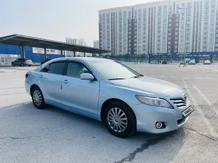 Toyota Camry 2009 года за 5 800 000 тг. в Шымкент – фото 2