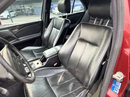 Mercedes-Benz E 280 1996 года за 2 500 000 тг. в Алматы – фото 17