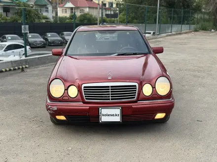 Mercedes-Benz E 280 1996 года за 2 500 000 тг. в Алматы – фото 4
