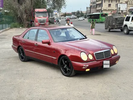 Mercedes-Benz E 280 1996 года за 2 500 000 тг. в Алматы – фото 3