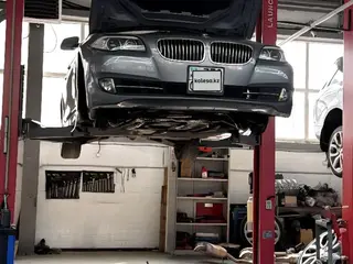 BMW 528