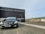 Mercedes-Benz R 320 2007 года за 6 000 000 тг. в Атырау