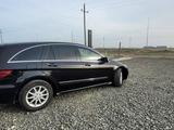 Mercedes-Benz R 320 2007 года за 6 000 000 тг. в Атырау – фото 3