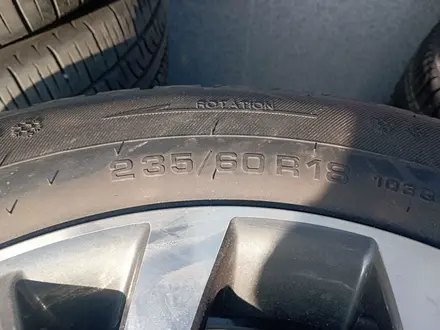 Зимние шины с дисками 235/60R18 за 350 000 тг. в Алматы – фото 3