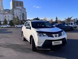 Toyota RAV4 2013 годаүшін8 550 000 тг. в Астана – фото 2