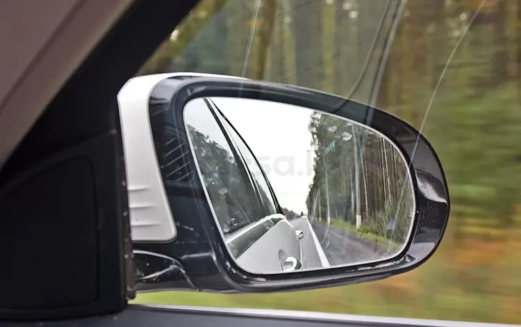 Зеркала BMW X7 за 1 000 тг. в Алматы