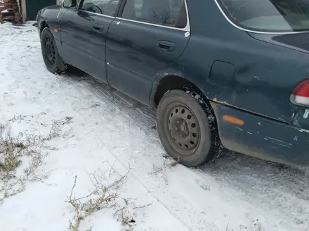 Mazda 626 1995 года за 650 000 тг. в Усть-Каменогорск – фото 3