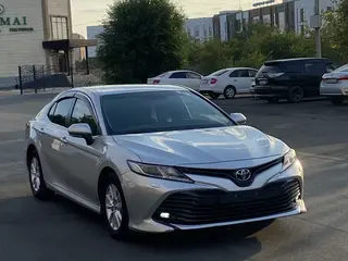 Toyota Camry, 2017