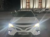 Toyota Camry 2020 года за 13 000 000 тг. в Караганда